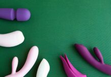 Why Silicone Dildos Are the Best Choice?